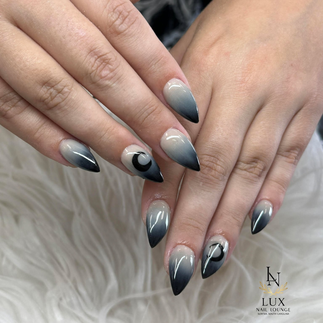 Lux Nail Lounge nail photo 1